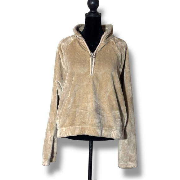 Hollister Super Soft Large Cozy Tan Faux Fur Quarter-Zip Pullover Fleece - Picture 10 of 15